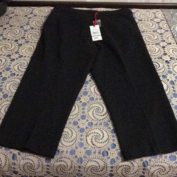 Ruby Rd. Petite Pant - Picture 5 of 7
